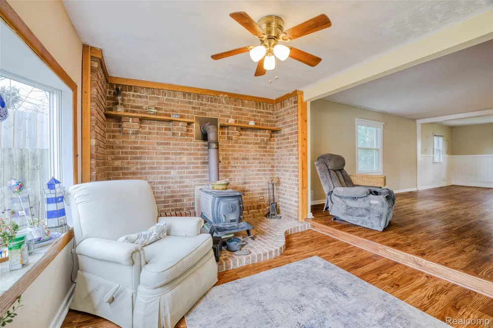 11388 Sunset Boulevard Putnam Township, MI 48169