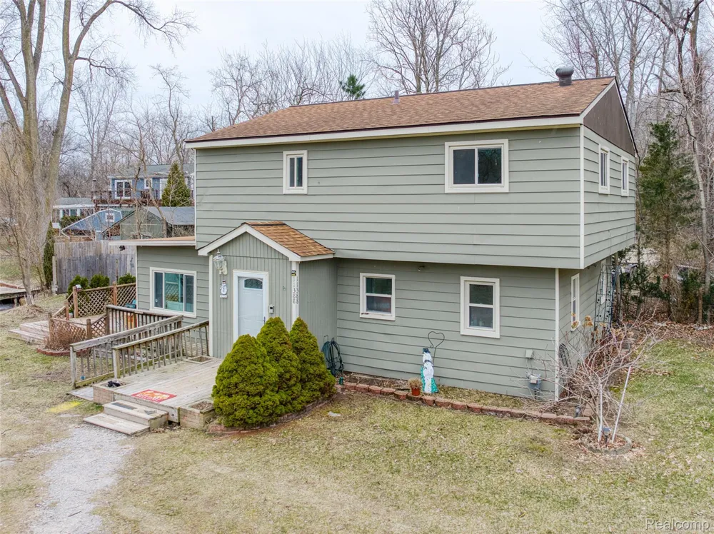 11388 Sunset Boulevard Putnam Township, MI 48169