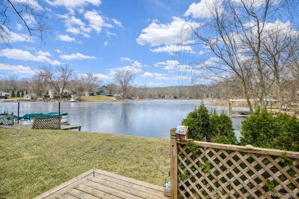 11388 Sunset Boulevard Putnam Township, MI 48169