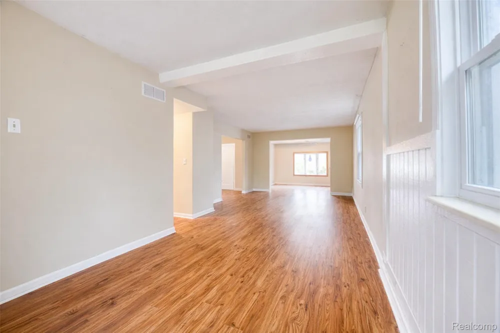 11388 Sunset Boulevard Putnam Township, MI 48169