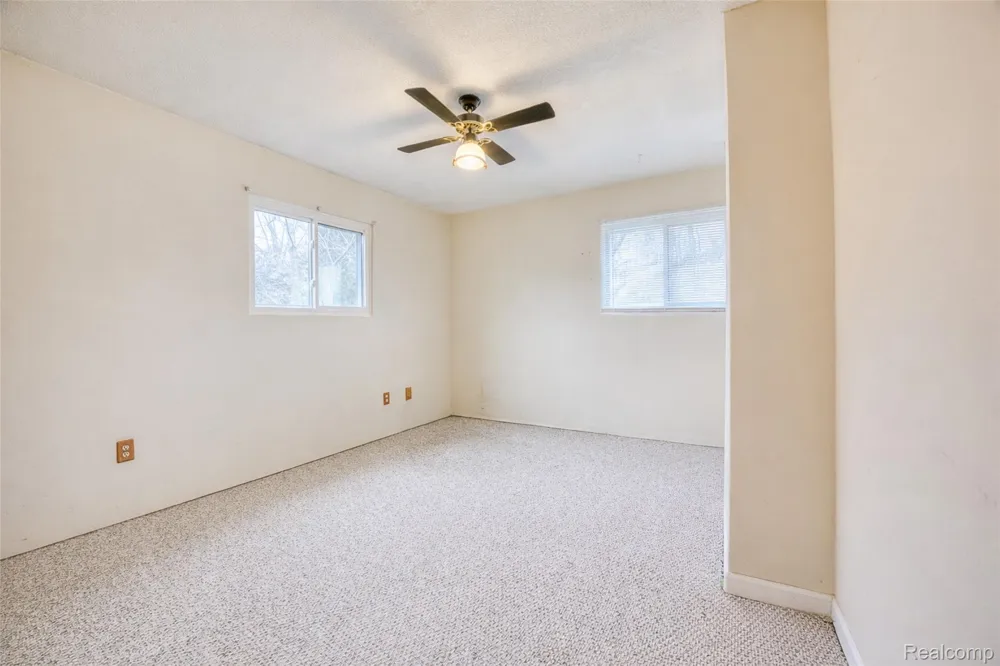 11388 Sunset Boulevard Putnam Township, MI 48169
