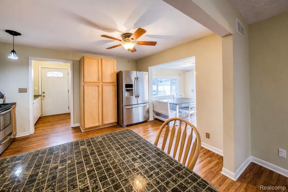 11388 Sunset Boulevard Putnam Township, MI 48169