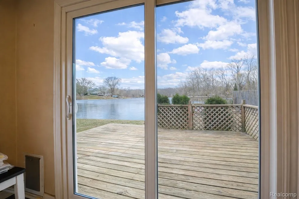 11388 Sunset Boulevard Putnam Township, MI 48169