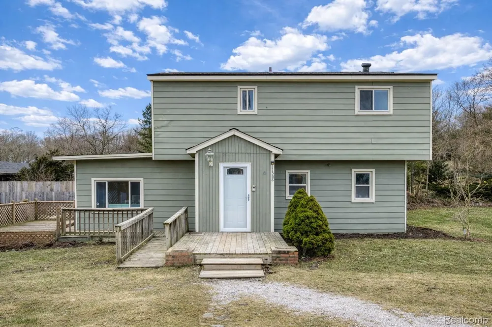 11388 Sunset Boulevard Putnam Township, MI 48169