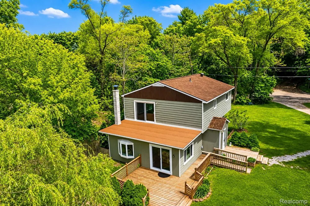 11388 Sunset Boulevard Putnam Township, MI 48169