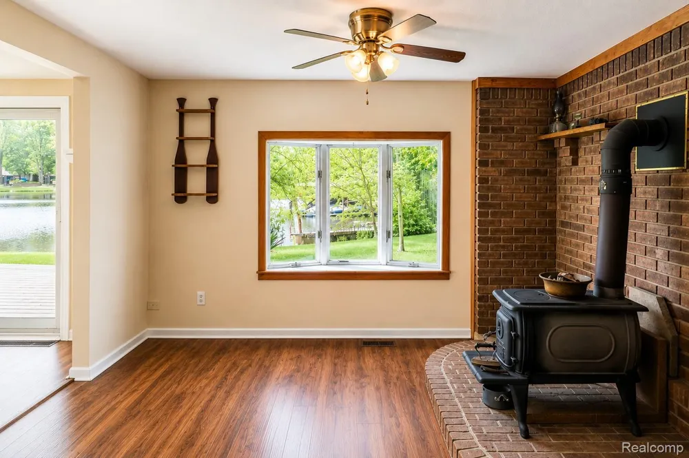 11388 Sunset Boulevard Putnam Township, MI 48169