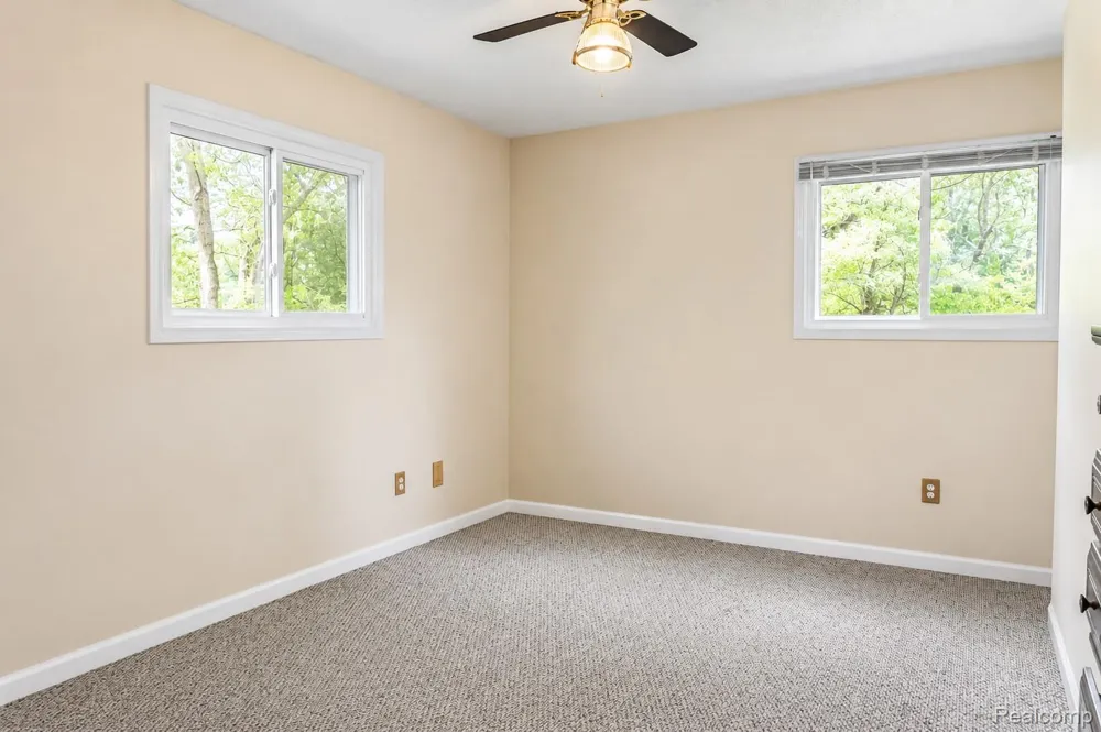 11388 Sunset Boulevard Putnam Township, MI 48169