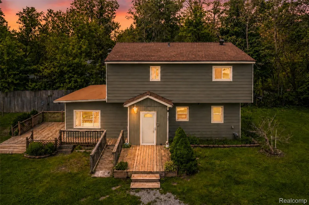11388 Sunset Boulevard Putnam Township, MI 48169