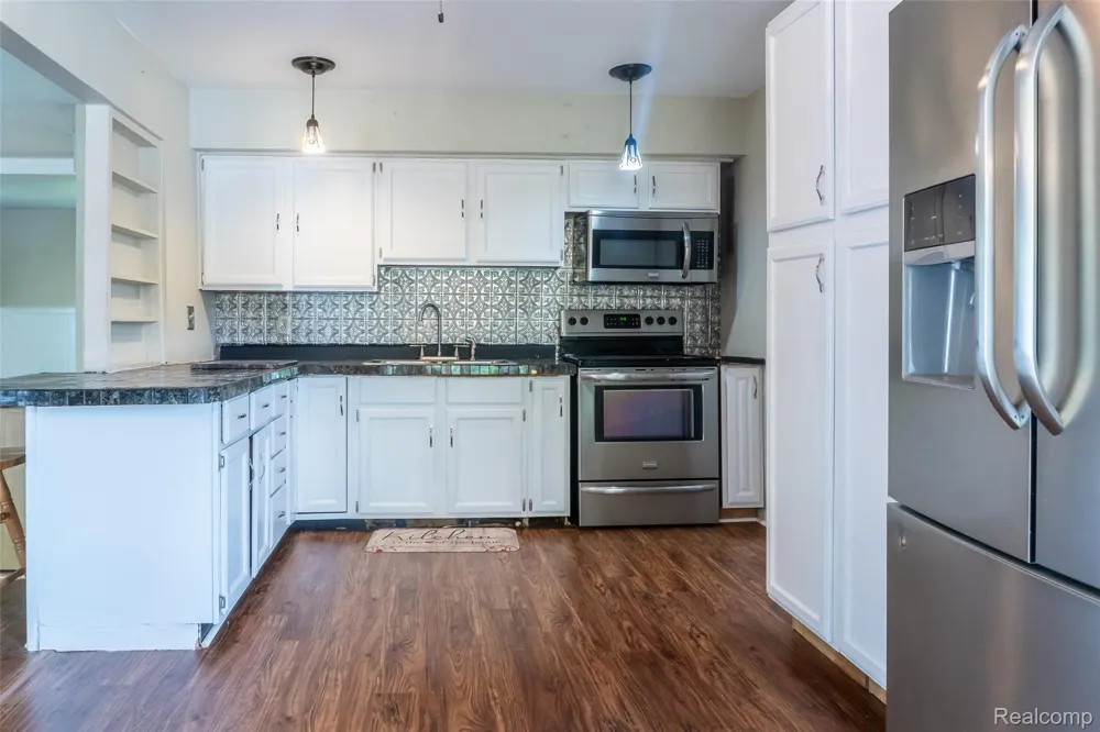 11388 Sunset Boulevard Putnam Township, MI 48169