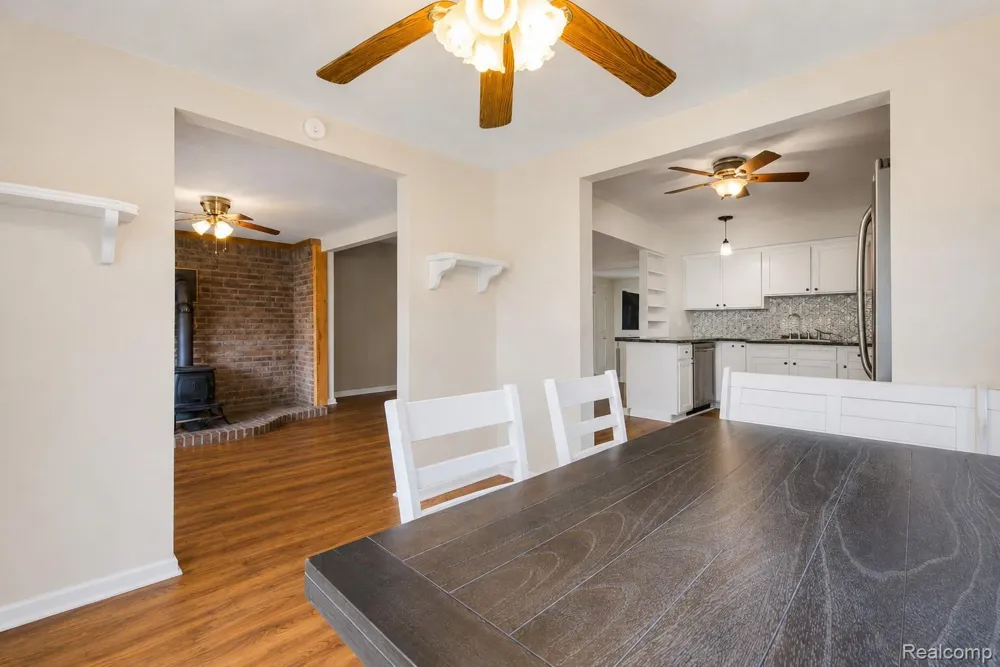 11388 Sunset Boulevard Putnam Township, MI 48169