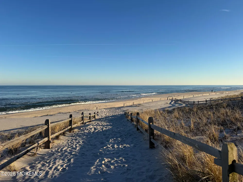 29 4th Avenue Lavallette, NJ 08735