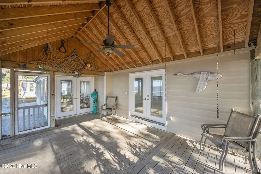 1339 Bayview Road Bath, NC 27808