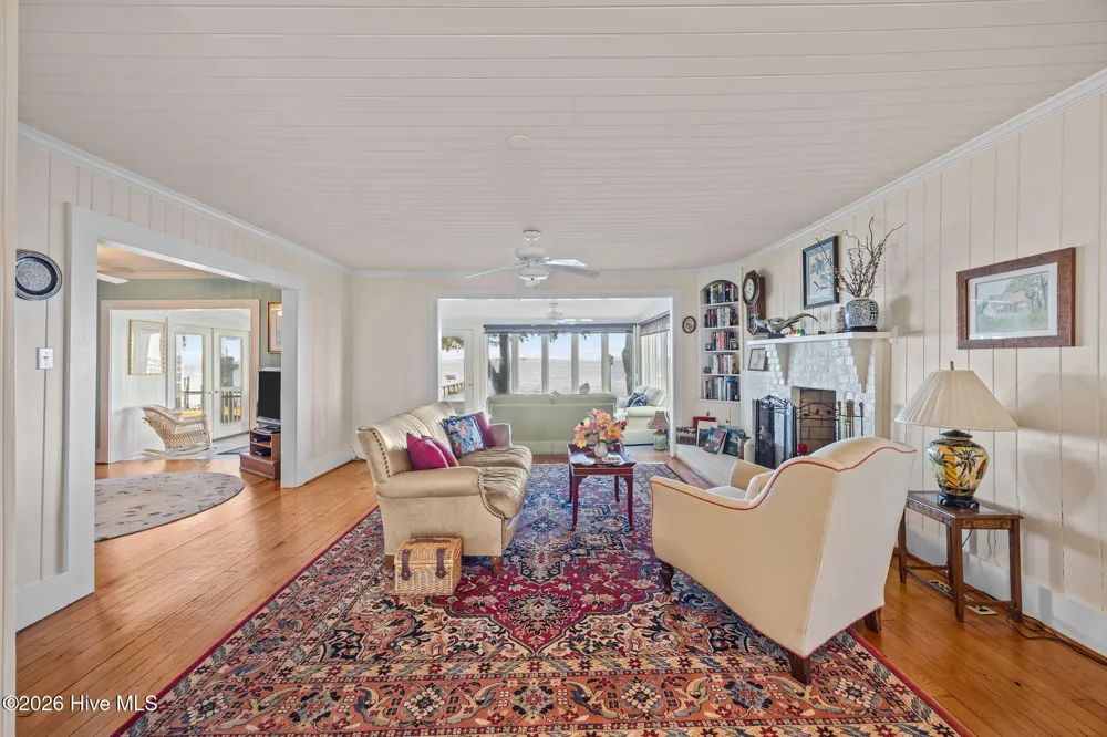 1339 Bayview Road Bath, NC 27808