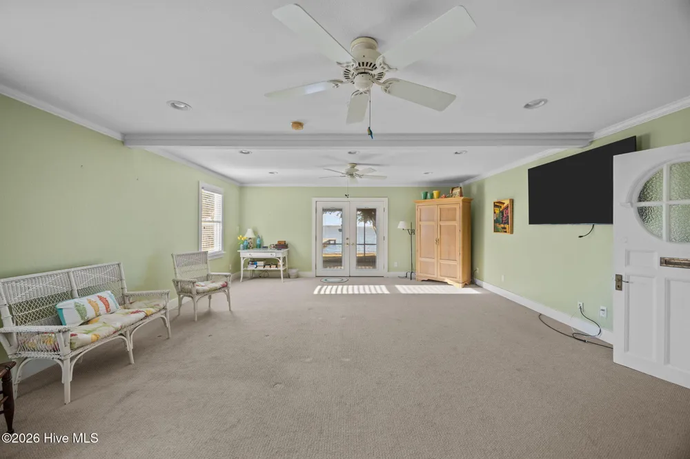 1339 Bayview Road Bath, NC 27808