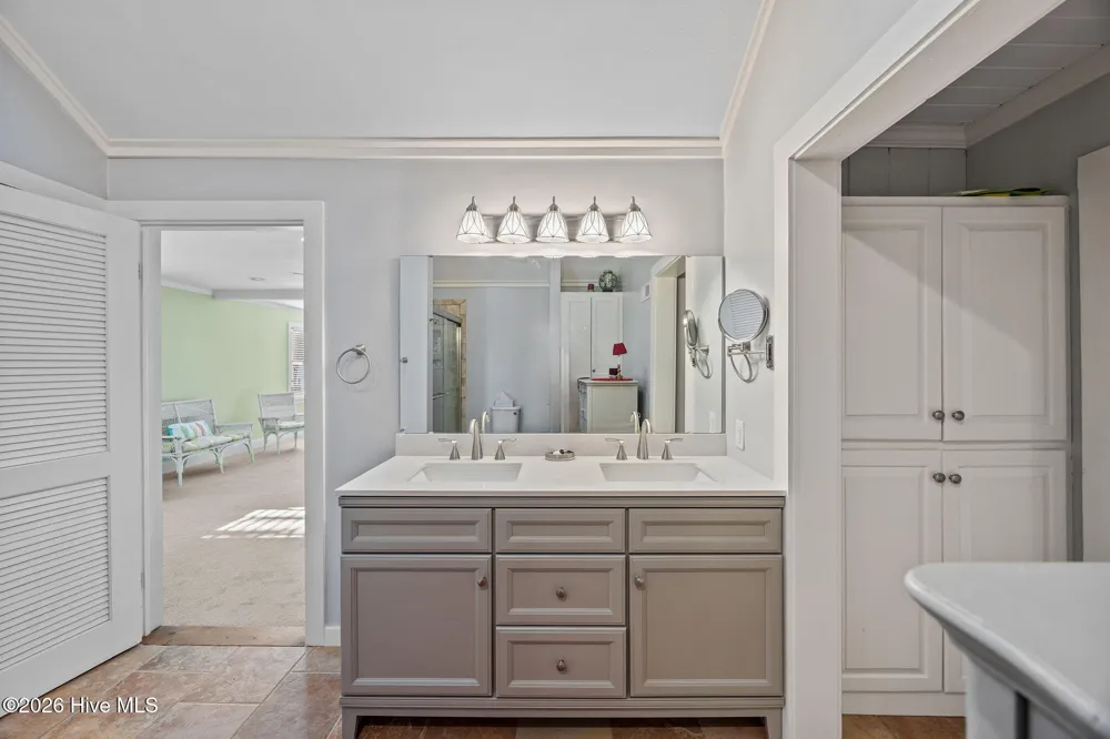 1339 Bayview Road Bath, NC 27808