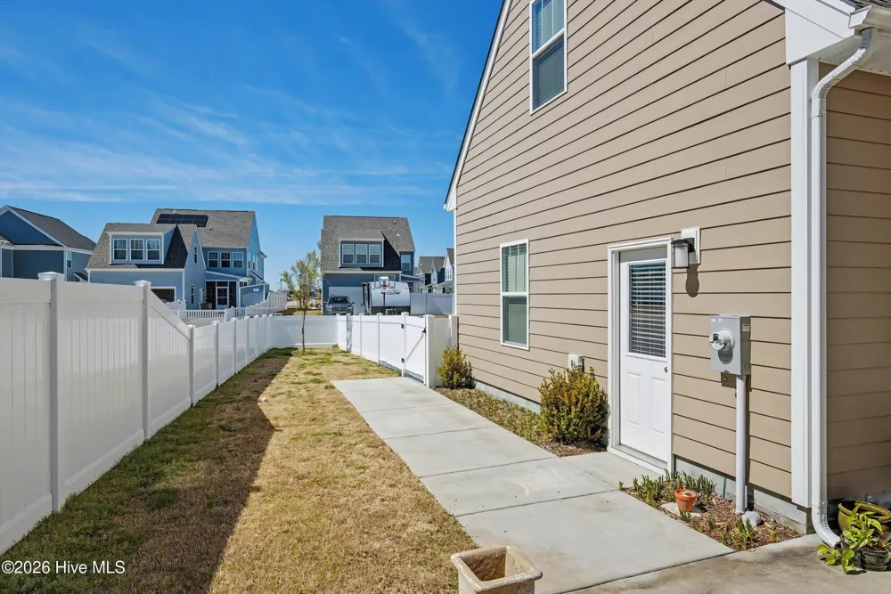 206 Ryker Road E Moyock, NC 27958