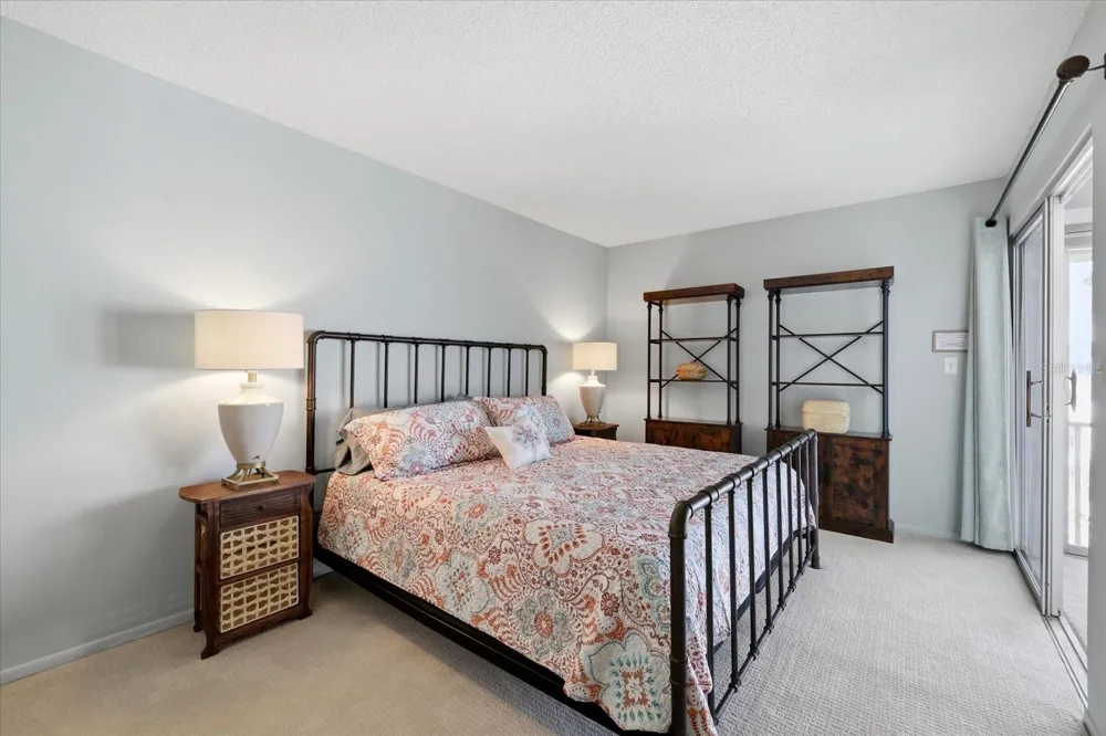 2060 MARILYN STREET #211 Clearwater, FL 33765