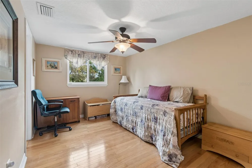 6815 MITCHELL CIRCLE Tampa, FL 33634