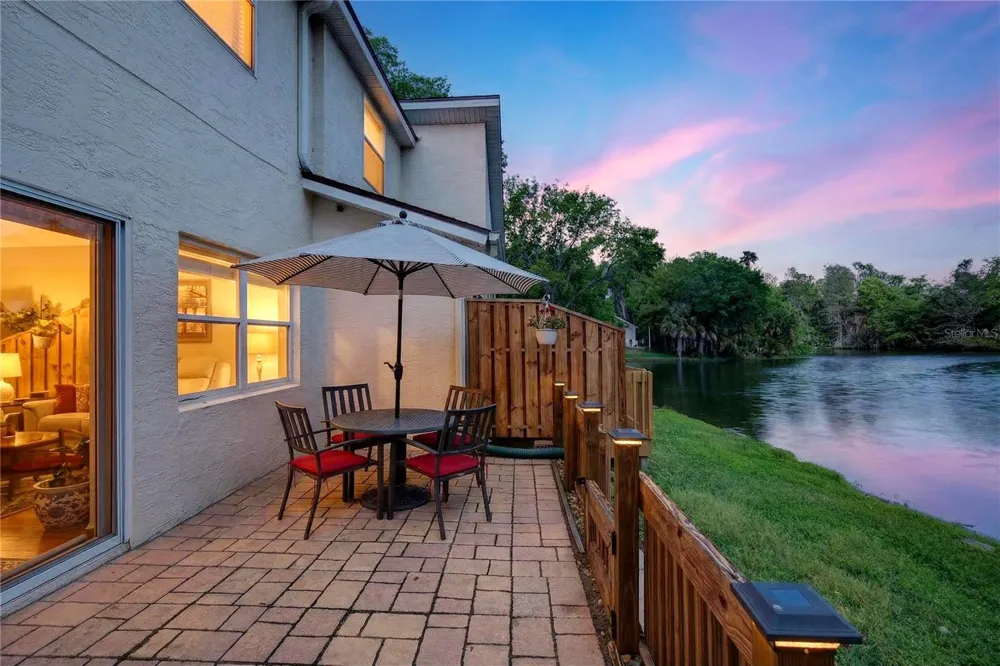 525 LAKE BRIDGE DRIVE Ormond Beach, FL 32174