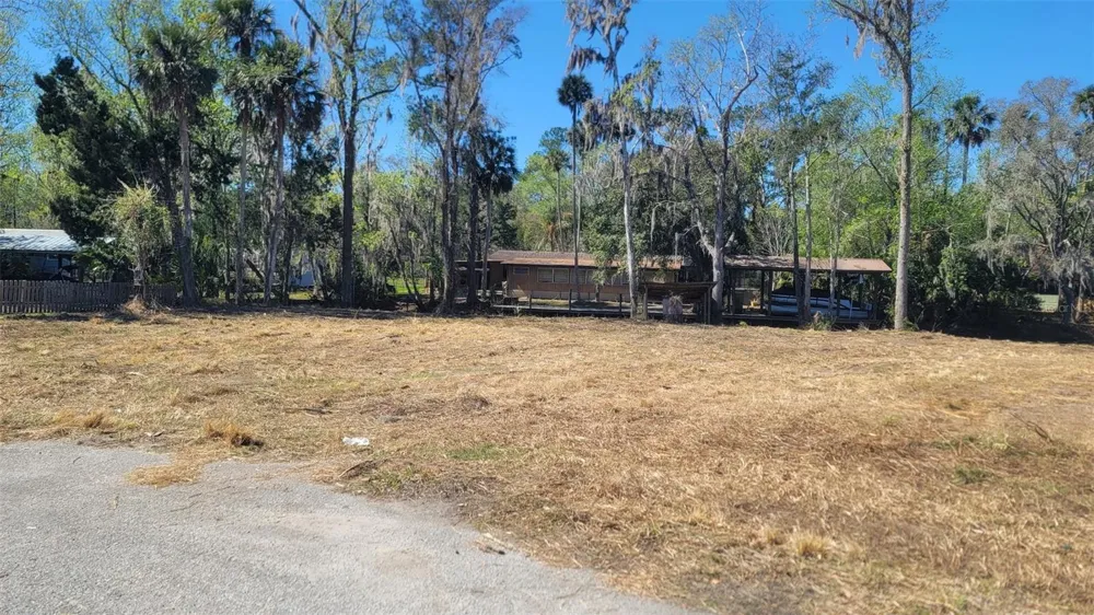 55813 SAM STREET Astor, FL 32102