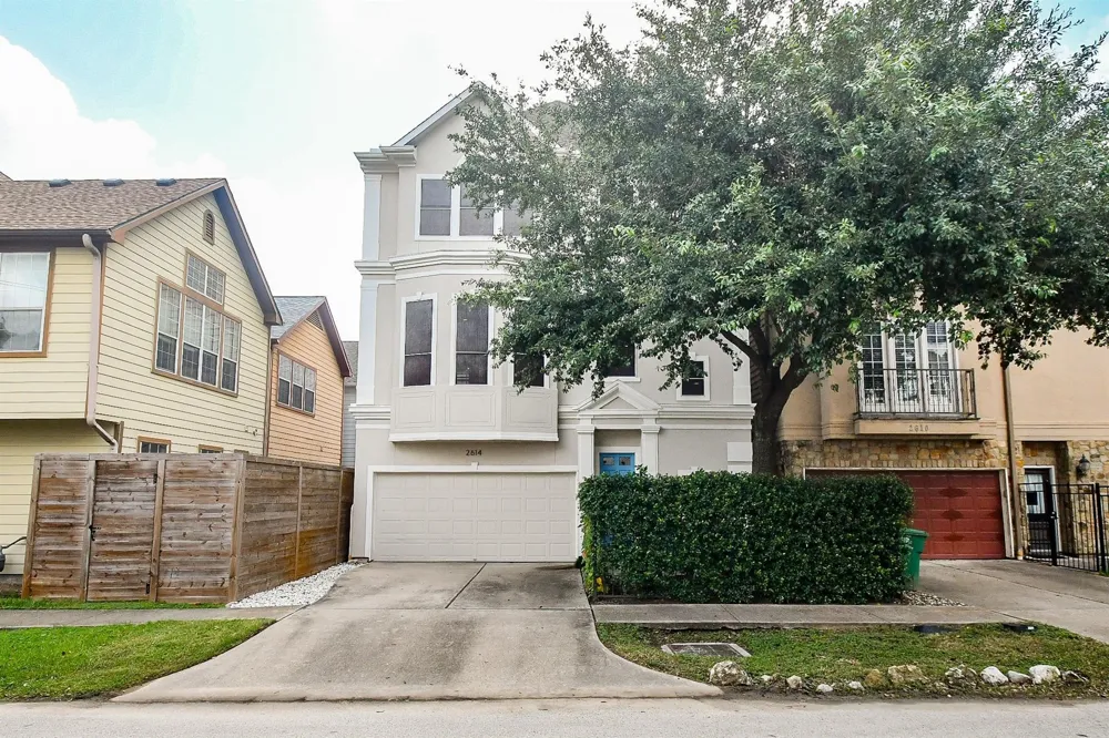2614 Maxroy Street Houston, TX 77007