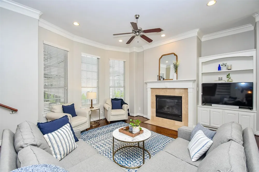2614 Maxroy Street Houston, TX 77007