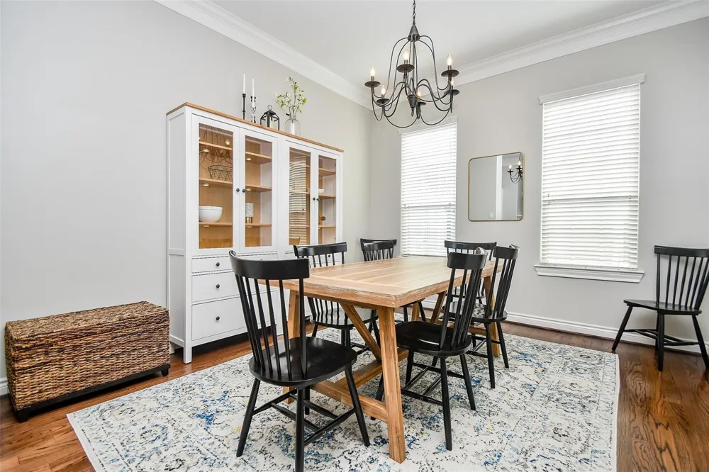 2614 Maxroy Street Houston, TX 77007