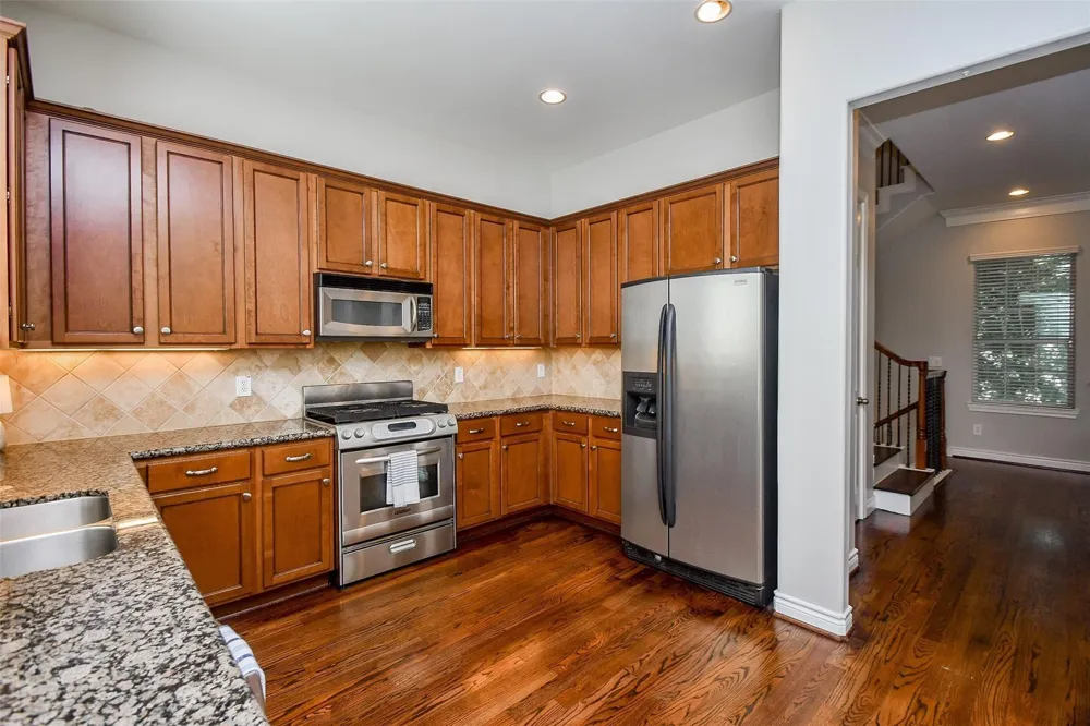 2614 Maxroy Street Houston, TX 77007
