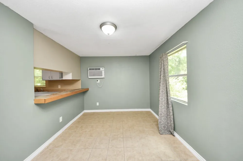 197 County Road 348 Cleveland, TX 77327