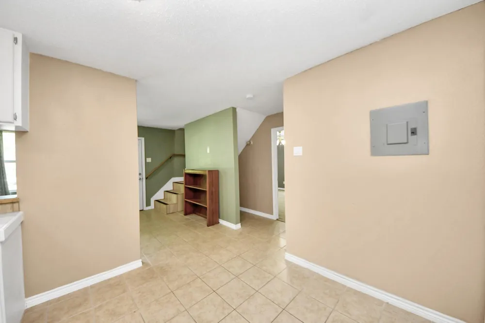 197 County Road 348 Cleveland, TX 77327