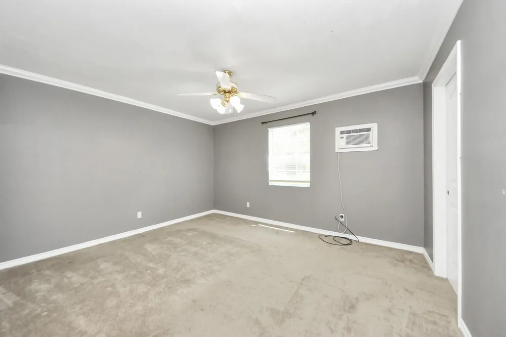 197 County Road 348 Cleveland, TX 77327
