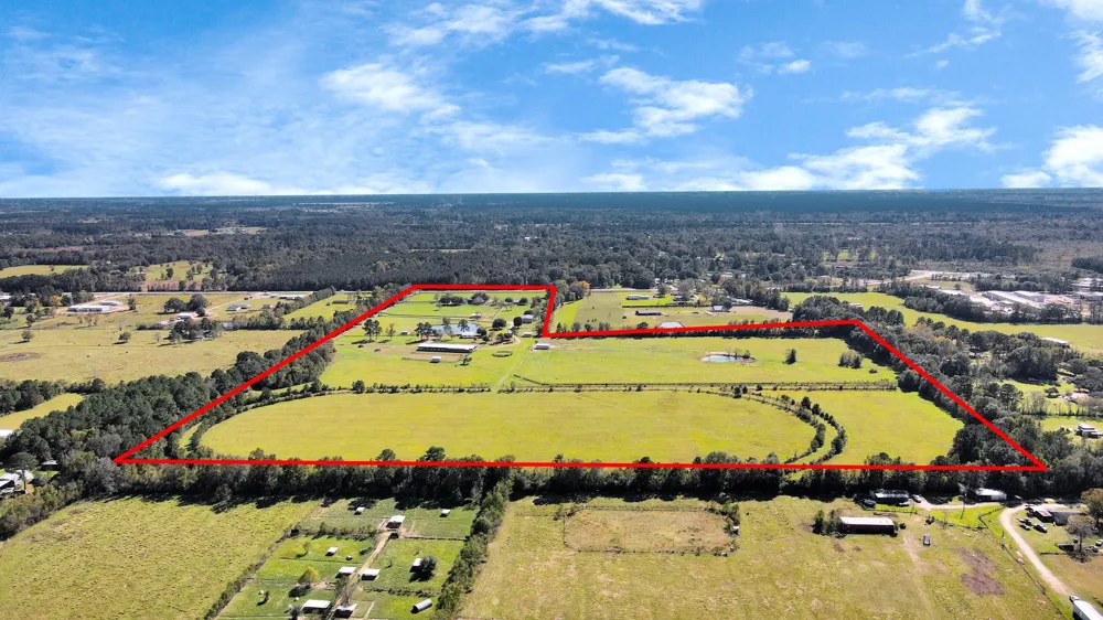 16076 Highway 105 Cleveland, TX 77327