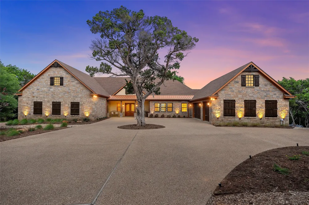 240 Lost Creek China Spring, TX 76633