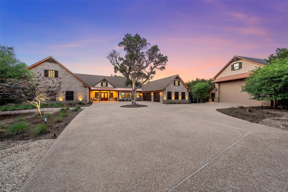 240 Lost Creek China Spring, TX 76633