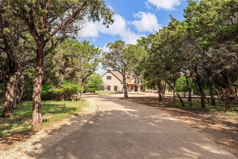 240 Lost Creek China Spring, TX 76633