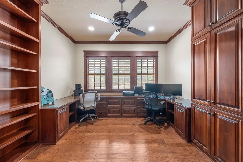 240 Lost Creek China Spring, TX 76633