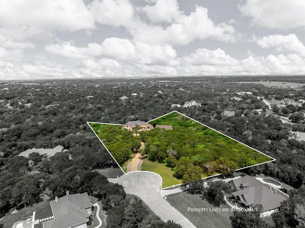 240 Lost Creek China Spring, TX 76633