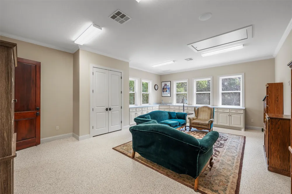 240 Lost Creek China Spring, TX 76633