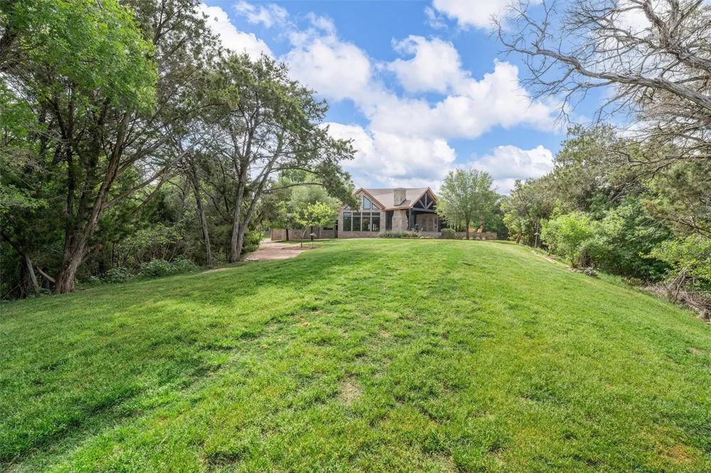240 Lost Creek China Spring, TX 76633