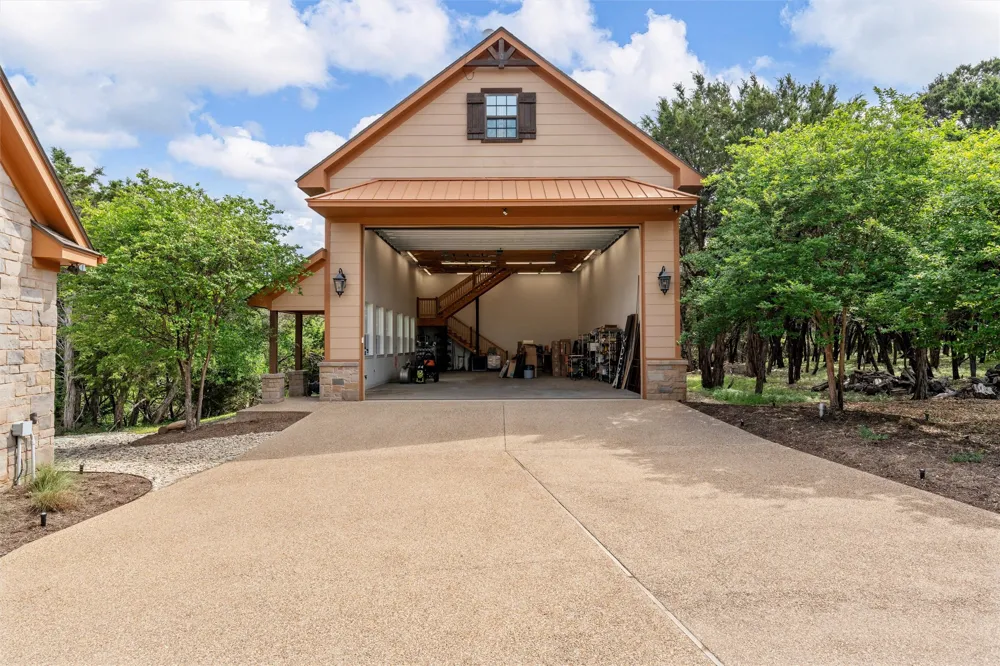 240 Lost Creek China Spring, TX 76633