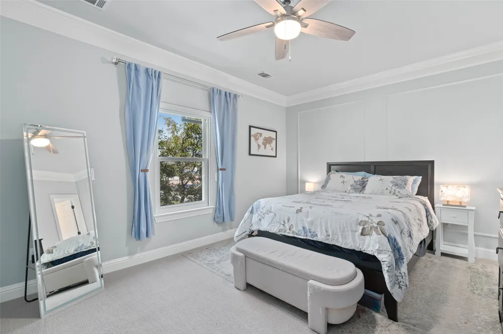 5609 Lindell Avenue #3 Dallas, TX 75206