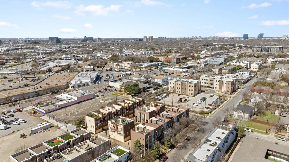 5609 Lindell Avenue #3 Dallas, TX 75206