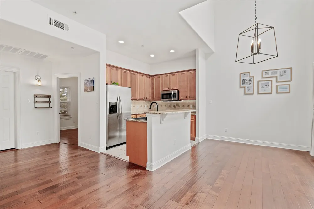 5609 Lindell Avenue #3 Dallas, TX 75206
