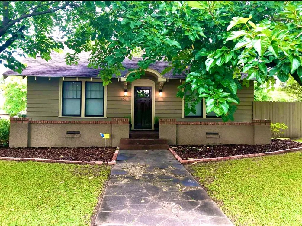 1001 S Locust Street Clarksville, TX 75426