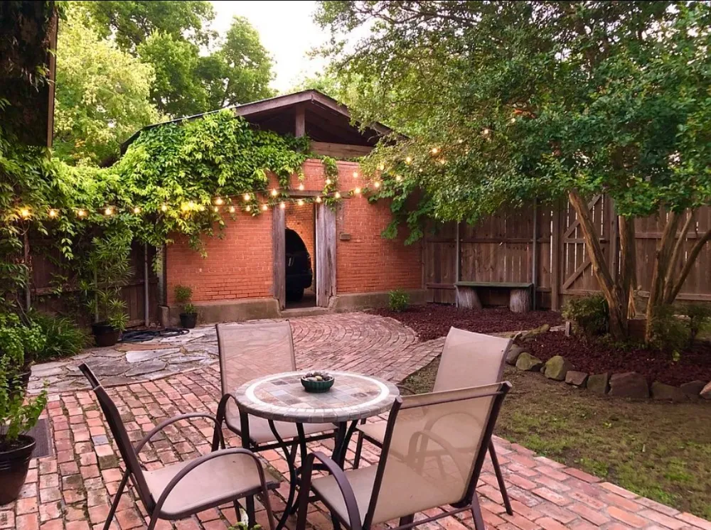 1001 S Locust Street Clarksville, TX 75426