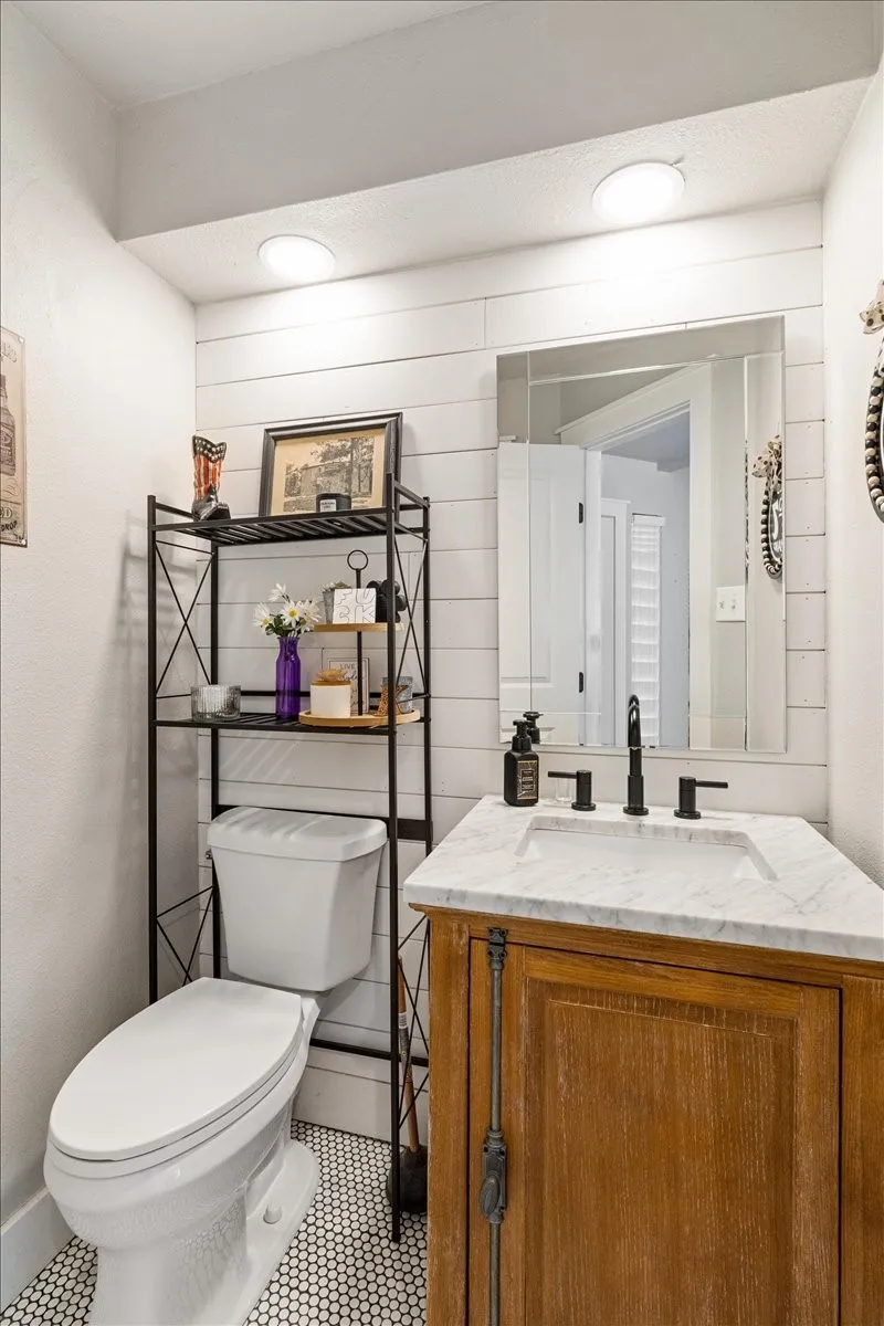 7 Dewberry Court Bedford, TX 76021