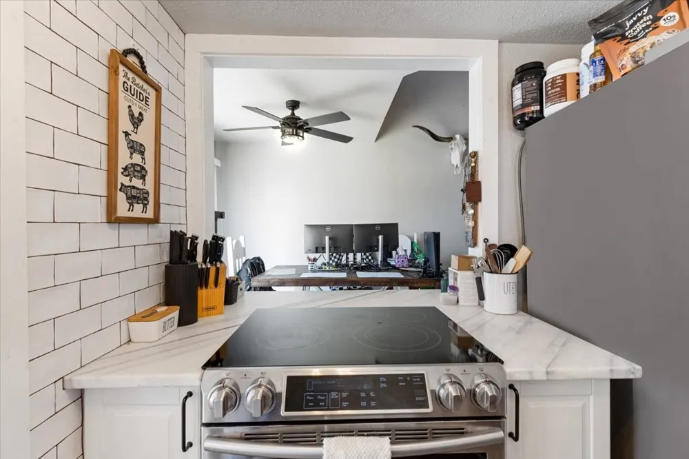 7 Dewberry Court Bedford, TX 76021