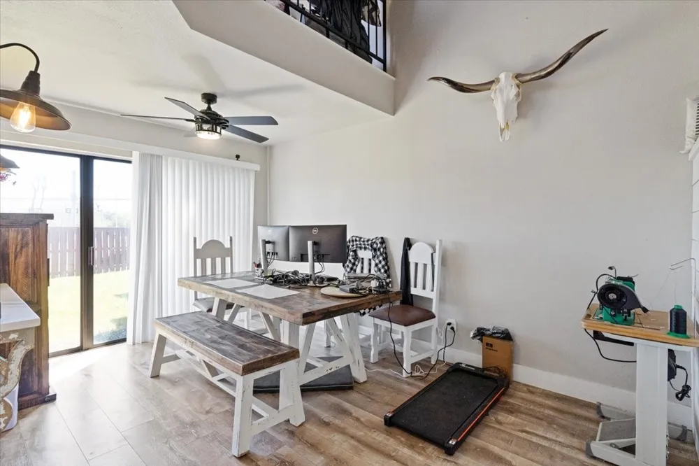 7 Dewberry Court Bedford, TX 76021