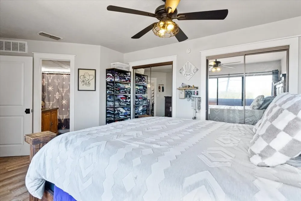 7 Dewberry Court Bedford, TX 76021