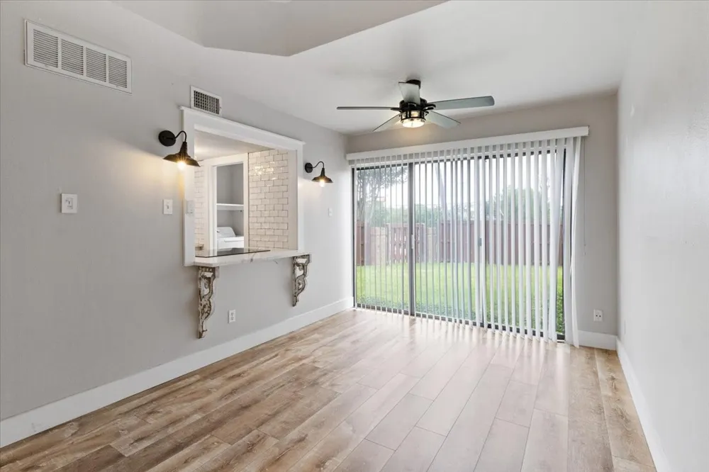 7 Dewberry Court Bedford, TX 76021